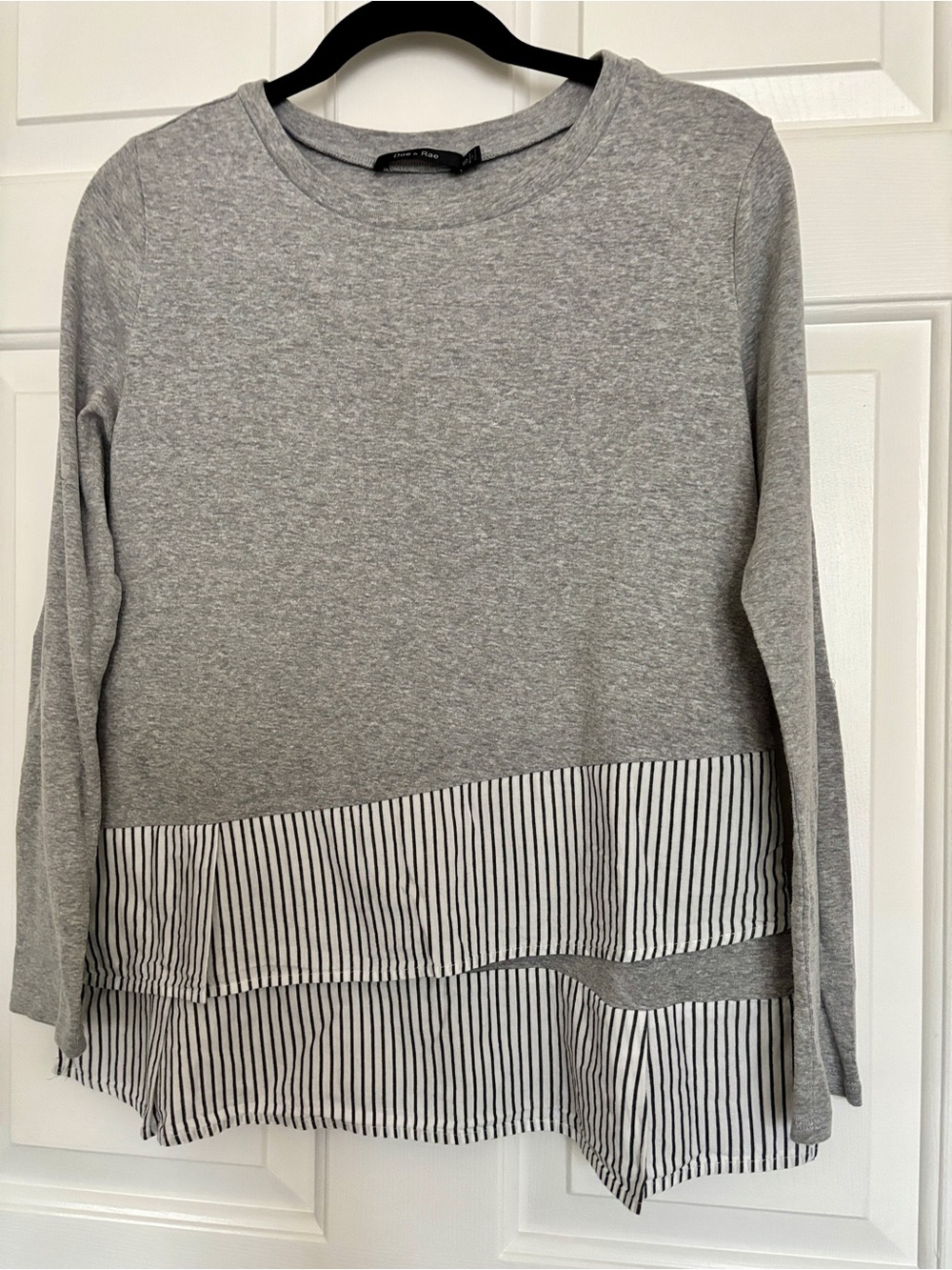 Doe & Rae Heather Gray Crewneck Tee Small EUC